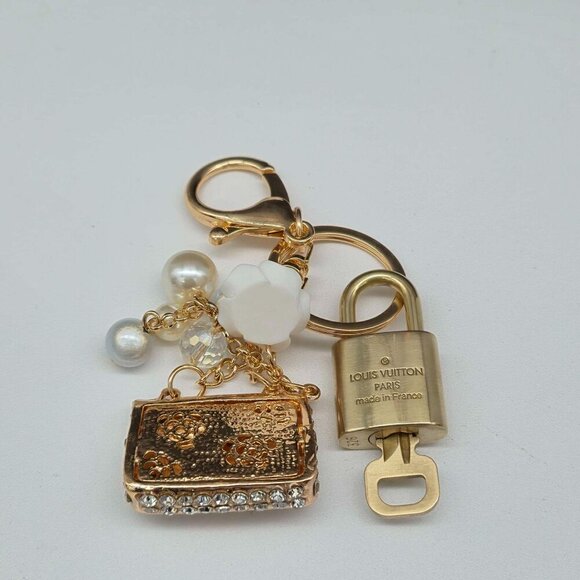 Authentic Louis Vuitton Lock & Key with unbranded Bagcharm, Keycharm, Keychain - Picture 5 of 8